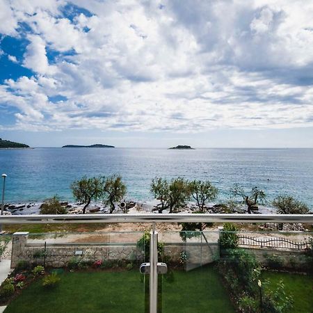 Villa Mario - Rogoznica 로고즈니차 외부 사진
